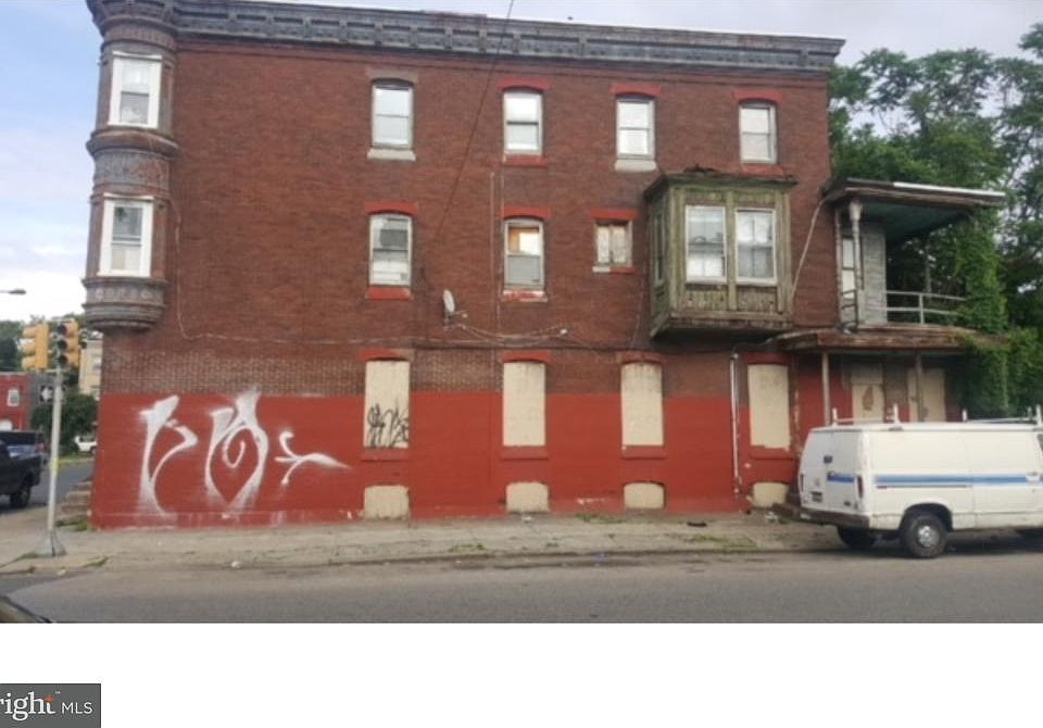 2nd image of 2142 W Susquehanna Ave
