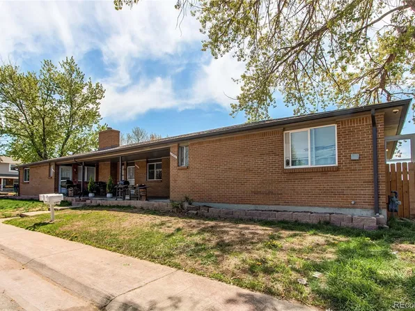 14200 E 22nd Place, Aurora, CO 80011