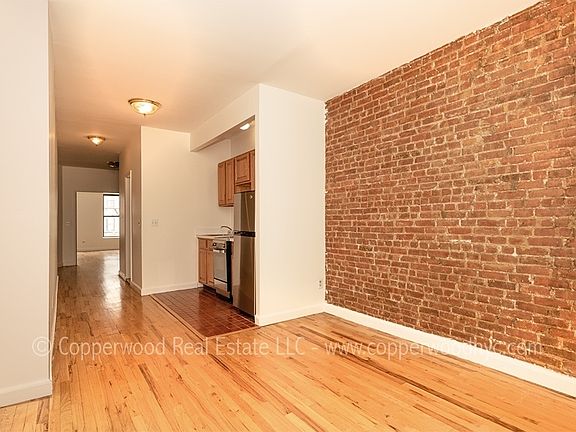 3rd image of 1382 2nd Ave #3N