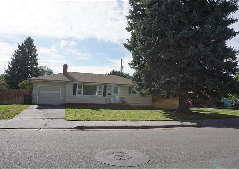 1st image of 962 Syringa Dr