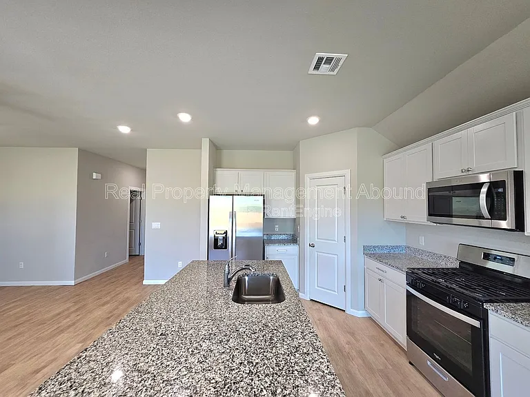 7505 N 155th East Ave — Photo 9