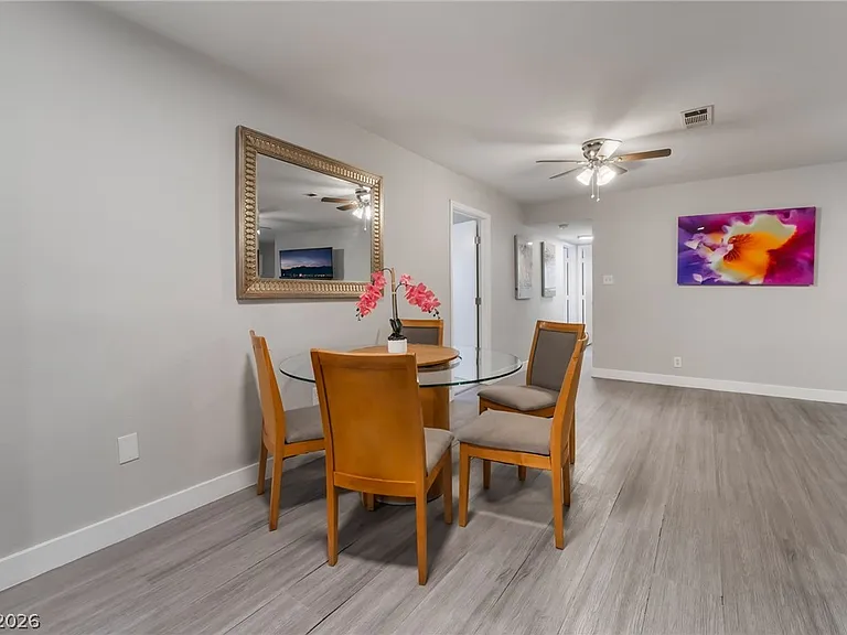 3992 Chinchilla Ave — Photo 8