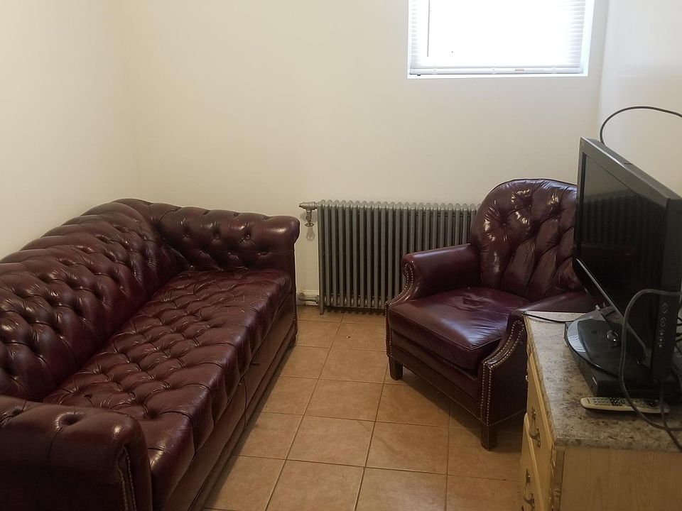 1st image of 4044 Ely Ave #1