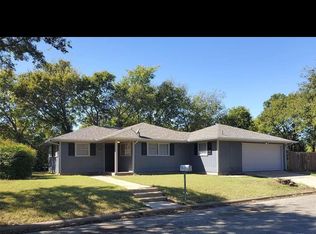 1923 E Cole Ave, Sherman, TX 75090