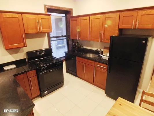 Rented by Citi Habitats | media 8