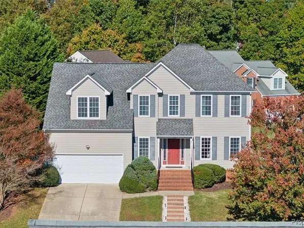 100 Pewter Ct, Williamsburg, VA 23185