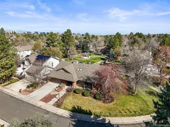 9817 E Maplewood Circle, Englewood, CO 80111