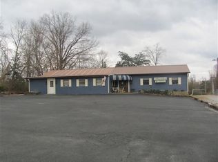 218 E Main St, Monteagle, TN 37356