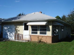 340 Saint Thomas Dr, Toms River, NJ 08757