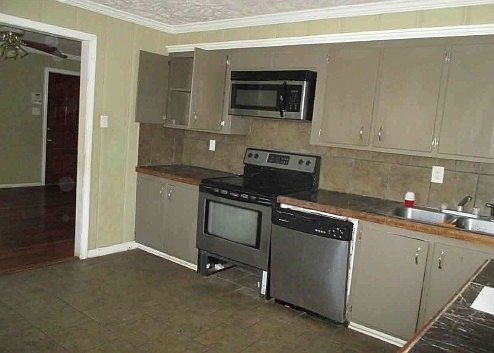 4th image of 612 Egan Ave