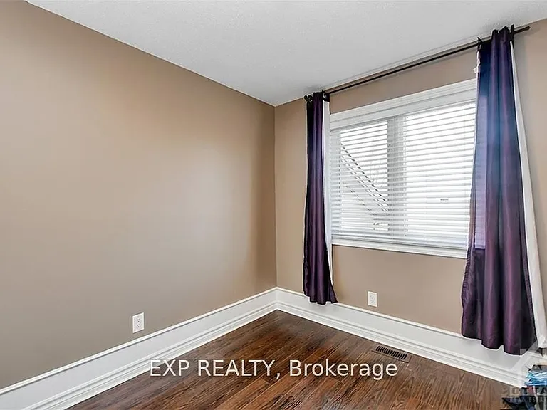 535 Salzburg Dr — Photo 21