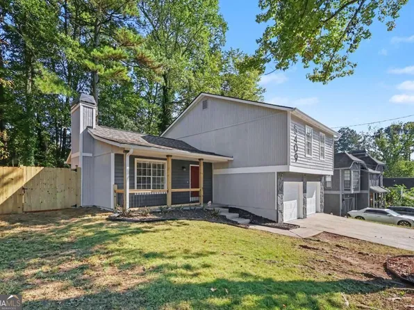 5409 Biffle Downs Rd, Stone Mountain, GA 30088