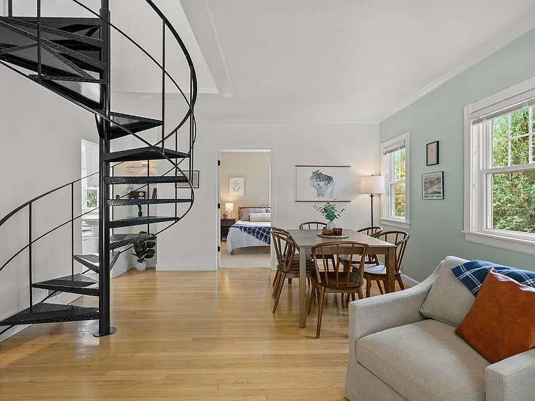 Harbor Ct — Photo 10