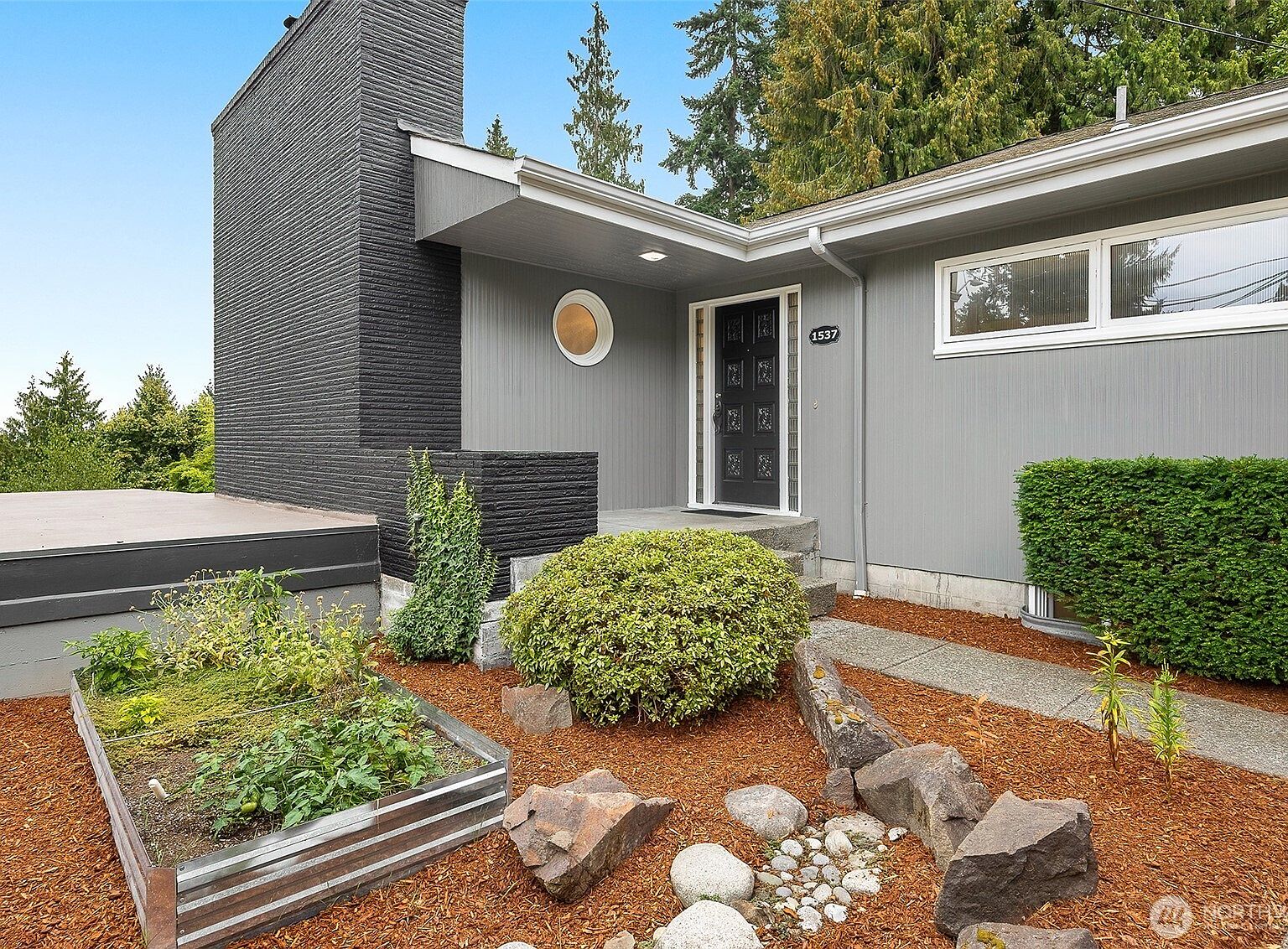 1537 NE 96th Street, Seattle, WA 98115 | Zillow