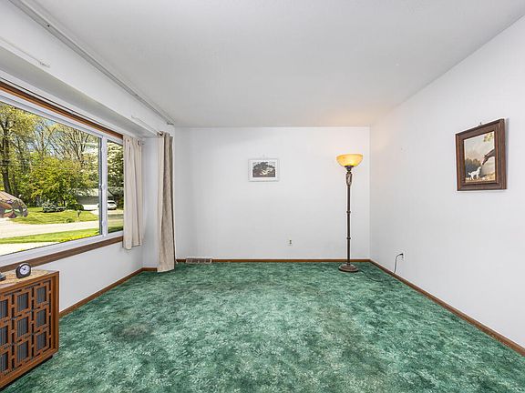 5th image of 6716 Dale Ave