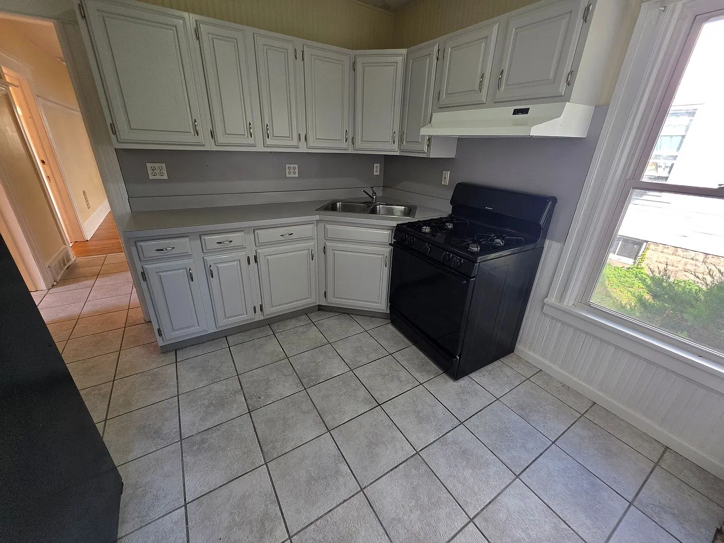 35 Manitou Ave. — Photo 4