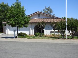 752 Teakwood Dr, Redding, CA 96003