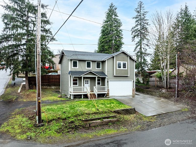 2nd image of 813 S 10th Street