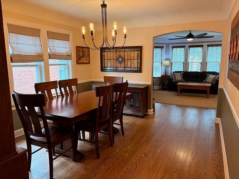 5316 N Lockwood Ave — Photo 3