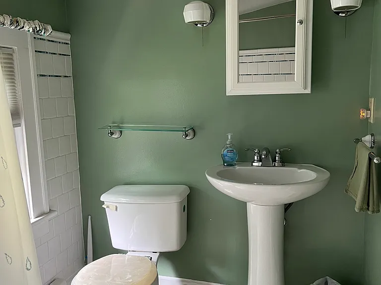 1596 W Exchange St — Photo 12