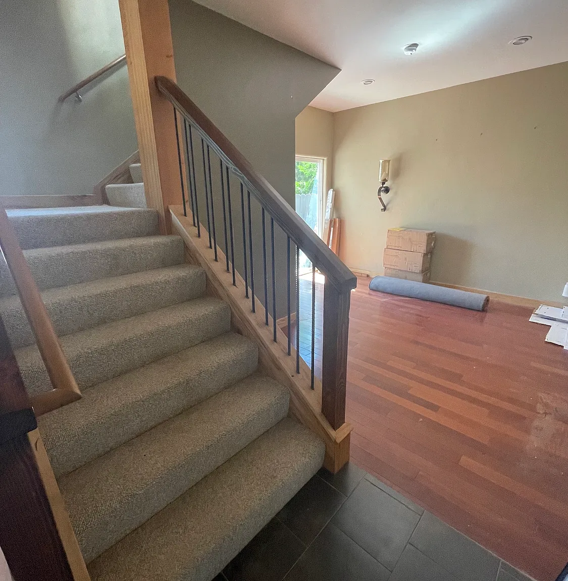 3 bed, 2200 sqft, $3,800 — Photo 3