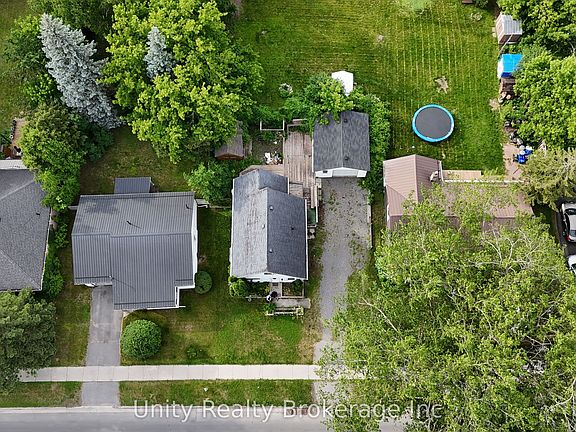 5th image of 394 Bridge St E