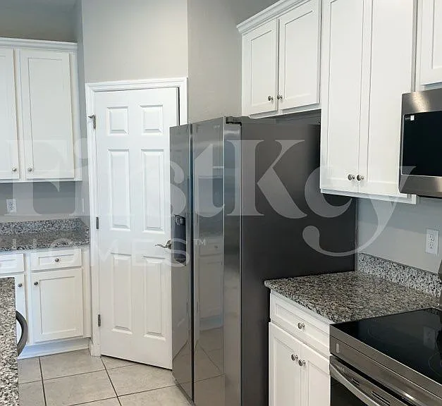 1218 Ponca Rd — Photo 6