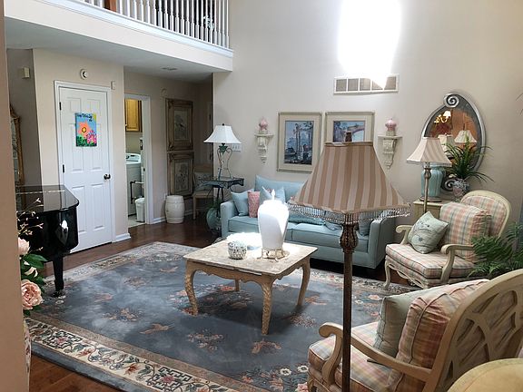 3rd image of 3633 Park Pointe Dr