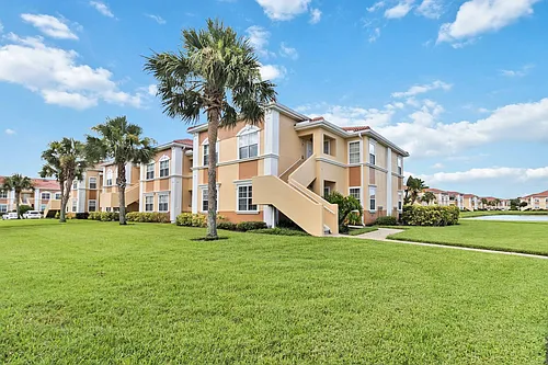 2950 Viscaya Pl #104 Photo 1 2950 Viscaya Pl #104 Photo 1