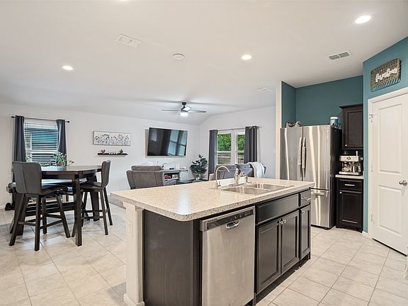 4th image of 16537 White Fish Ln