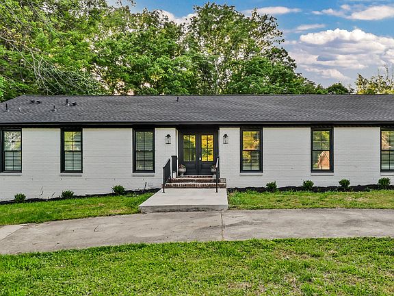 2nd image of 351 Hampshire Dr