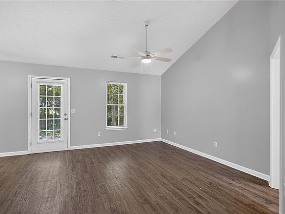 5th image of 115 Arbors Ct