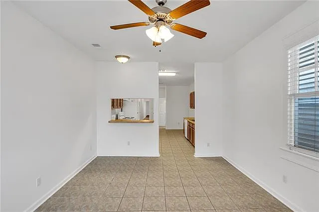 3605 Calhoun St #3605 — Photo 3