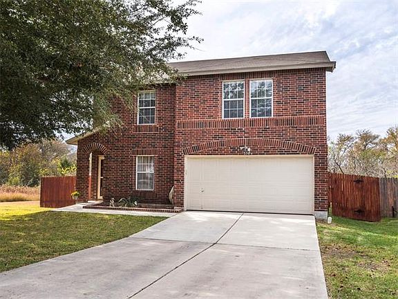 5th image of 550 Whispering Hollow Dr