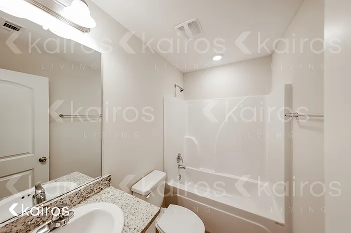 713 Park Ln — Photo 13