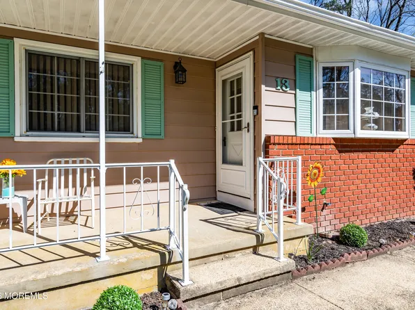 13 Michigan Avenue, Whiting, NJ 08759