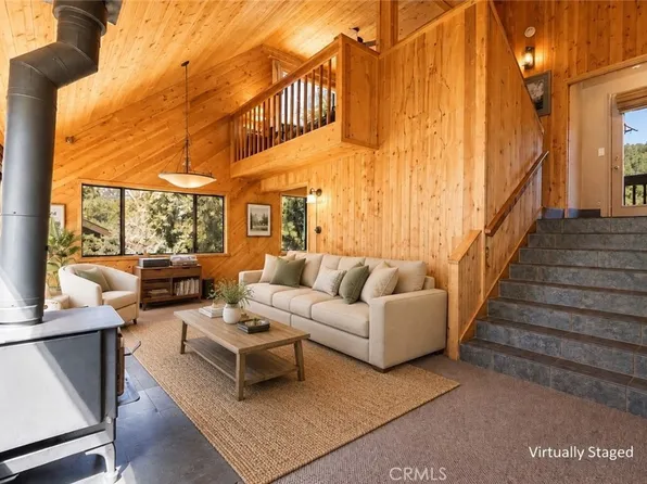 2300 Zermatt Dr, Pine Mountain Club, CA 93222