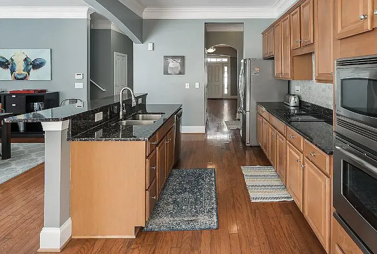 1745 Lela Ave — Photo 21