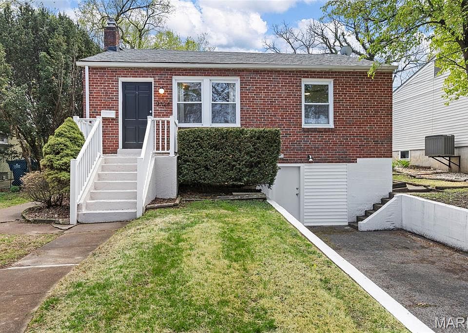 1st image of 9324 Crawford Ave