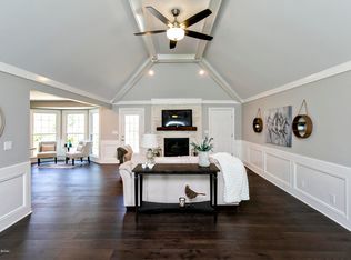 8311 Regency Woods Way, Louisville, KY 40220