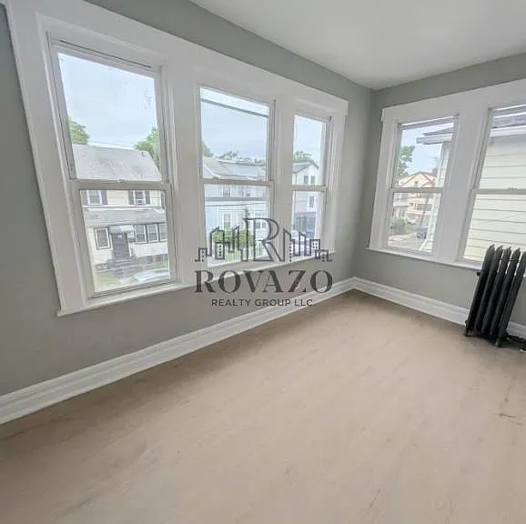 180 Columbia Ave #2 — Photo 2