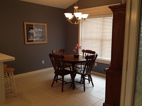 2nd image of 6 Brook Forest Ct
