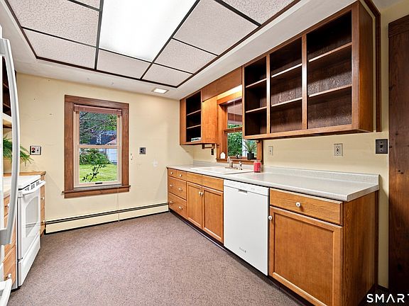 5th image of 83 Starkweather Street