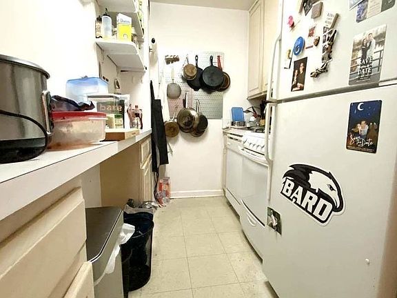3rd image of 308 E 85th St #3AR