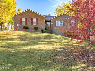 8216 Cricket Rd, Powell, TN 37849