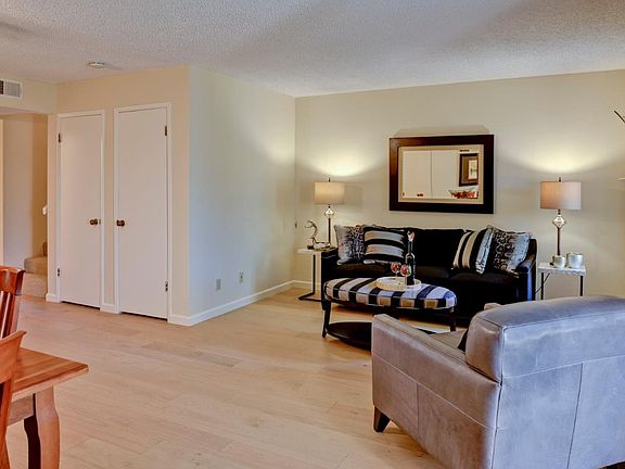 3rd image of 51 Montsalas Dr