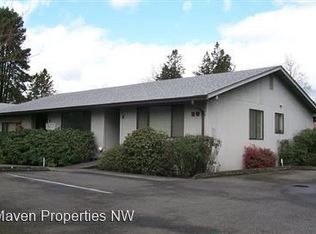 28 NE Dogwood St APT 4, Issaquah, WA 98027