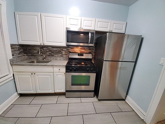 3rd image of 113-11 207th St
