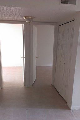 4th image of 12908 N 15th St APT 15