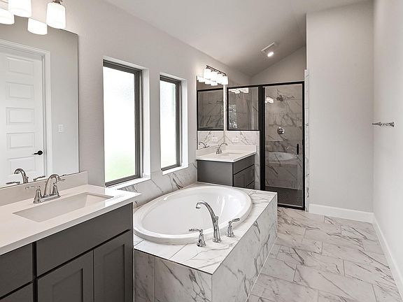 5th image of 716 Alta Cir